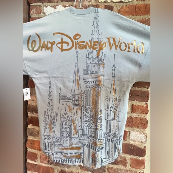 Disney Tops - Walt Disney World Parks Cinderella Castle Adult Spirit Jersey NEW